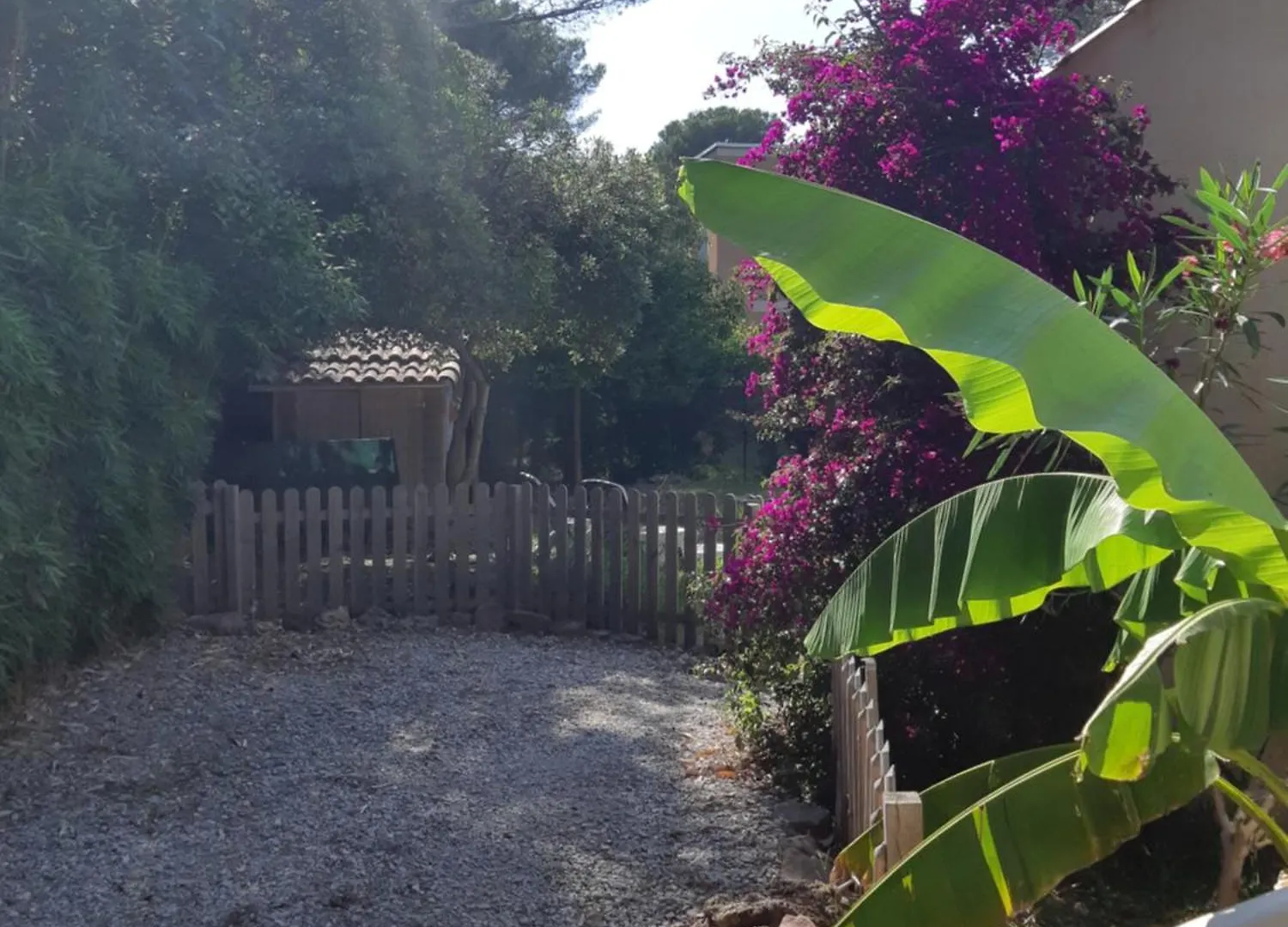 Appartement En Rez De Villa Saint-Raphaël フランス